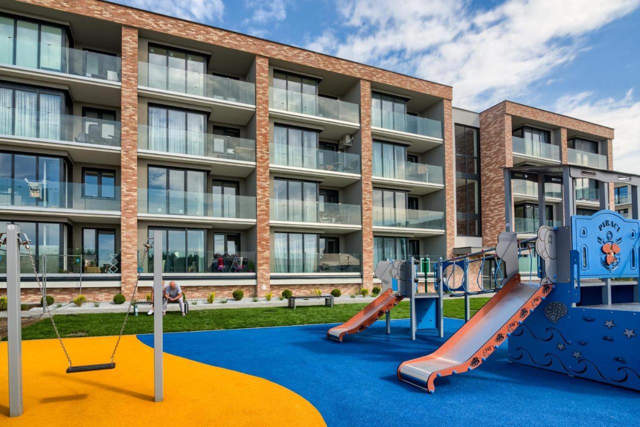 Apartament Lux Japonski Zuraw - Perlowa Przystan Holiday City Kolobrzeg Bagian luar foto